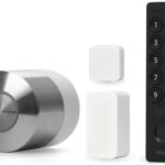 Nuki Smart Lock Pro – Incl. Keypad 2 NFC & Door Sensor - Slim Deurslot met Wifi – Lock ‘n’ Go, Nachtmodes & Auto Unlock - Voor Apple Home, Google & Alexa - RVS - Zwart & Wit